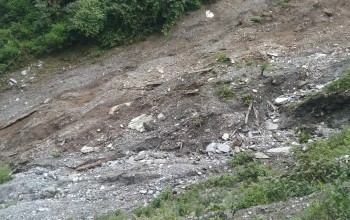 बैतडीको बाचपानी –झाड्बो सडक अवरुद्ध